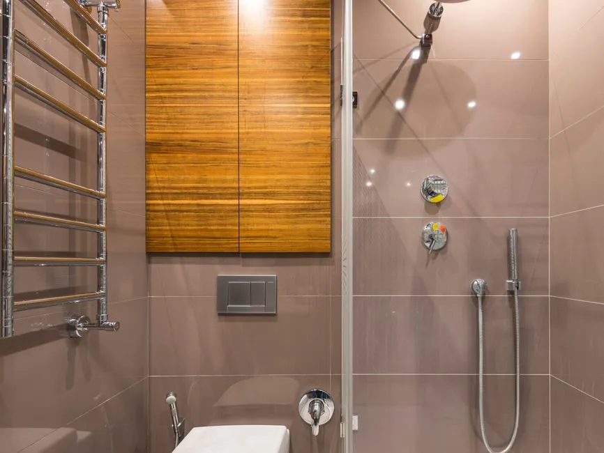 Hot Water Tank vs Tankless Replacement in Hays County Homes